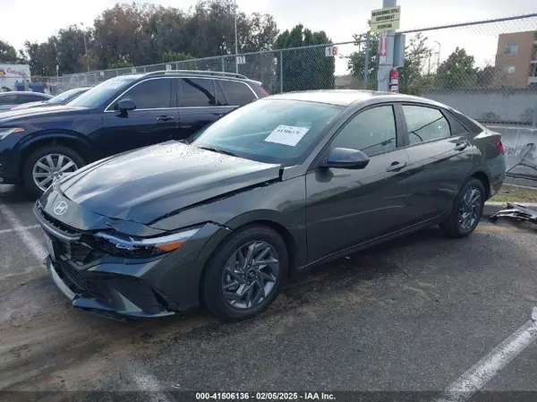 KMHLM4DG8RU763398 2024 HYUNDAI ELANTRA - Image 2