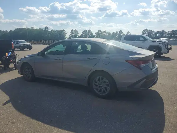 KMHLM4DG8RU768956 2024 HYUNDAI ELANTRA - Image 2