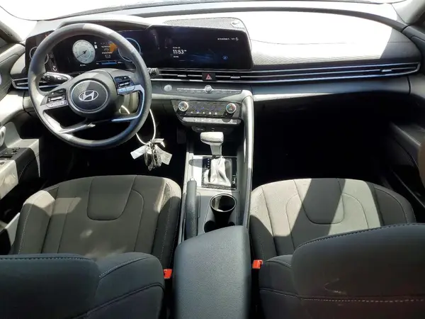 KMHLM4DG8RU770755 2024 HYUNDAI ELANTRA - Image 8
