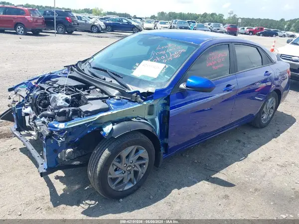 KMHLM4DG8RU770920 2024 HYUNDAI ELANTRA - Image 2