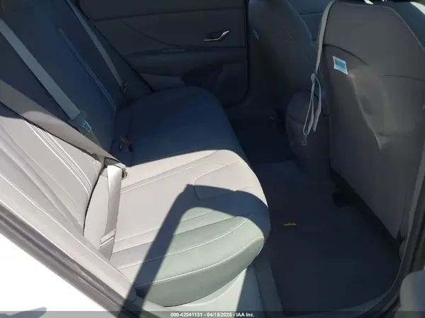 KMHLM4DG8RU774370 2024 HYUNDAI ELANTRA - Image 8