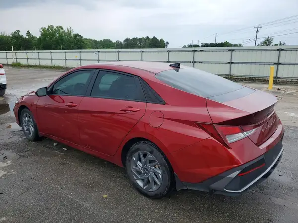 KMHLM4DG8RU775924 2024 HYUNDAI ELANTRA - Image 2