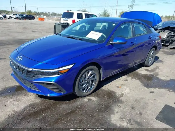 KMHLM4DG8RU777365 2024 HYUNDAI ELANTRA - Image 2
