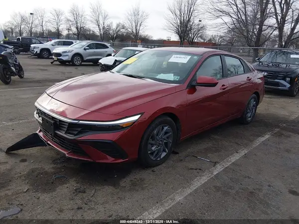 KMHLM4DG8RU781920 2024 HYUNDAI ELANTRA - Image 2