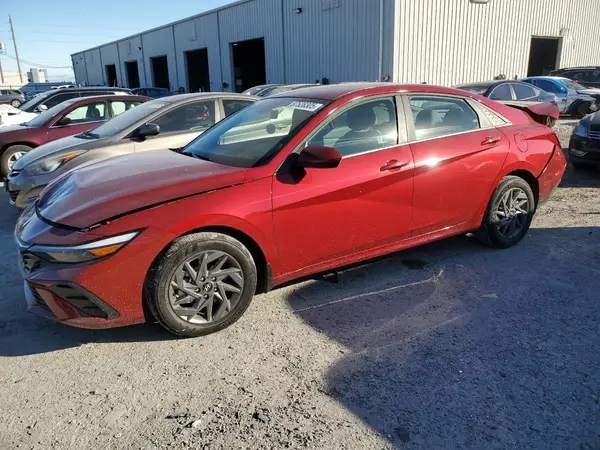 KMHLM4DG8RU798586 2024 HYUNDAI ELANTRA - Image 1