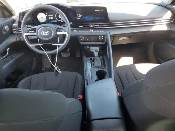 KMHLM4DG8RU809151 2024 HYUNDAI ELANTRA - Image 8