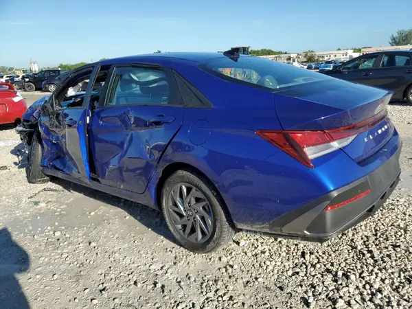 KMHLM4DG8RU810378 2024 HYUNDAI ELANTRA - Image 2
