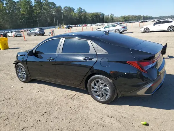 KMHLM4DG8RU812986 2024 HYUNDAI ELANTRA - Image 2
