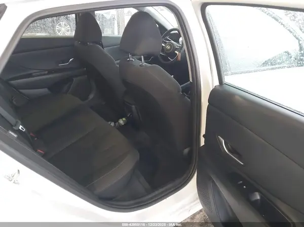 KMHLM4DG8RU813667 2024 HYUNDAI ELANTRA - Image 8