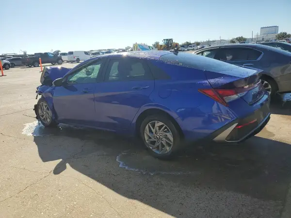 KMHLM4DG8RU814494 2024 HYUNDAI ELANTRA - Image 2