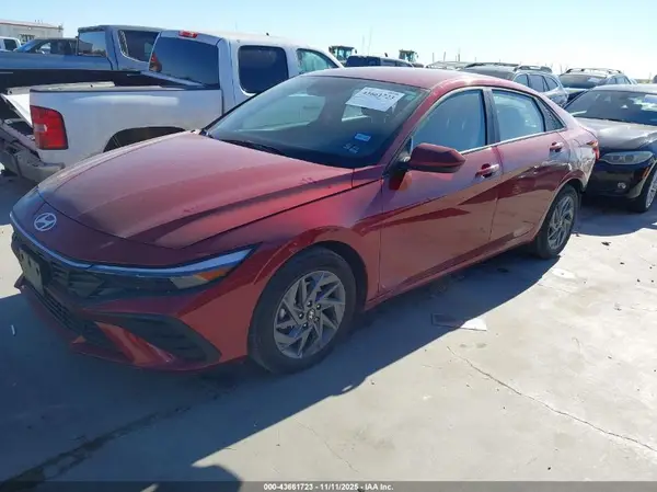 KMHLM4DG8RU815273 2024 HYUNDAI ELANTRA - Image 2
