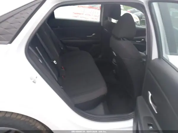 KMHLM4DG8RU820618 2024 HYUNDAI ELANTRA - Image 8