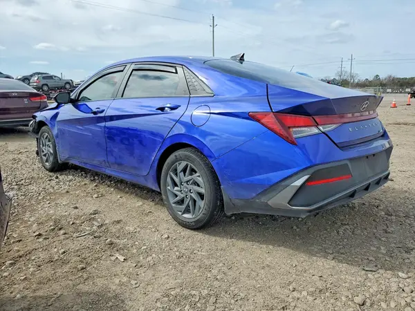 KMHLM4DG8RU834213 2024 HYUNDAI ELANTRA - Image 2