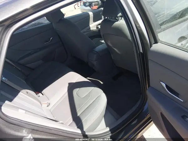 KMHLM4DG8RU845289 2024 HYUNDAI ELANTRA - Image 8