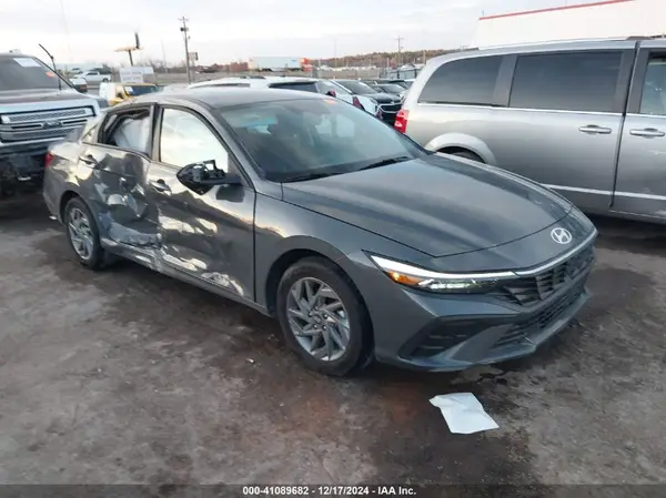 KMHLM4DG8RU845826 2024 HYUNDAI ELANTRA - Image 1