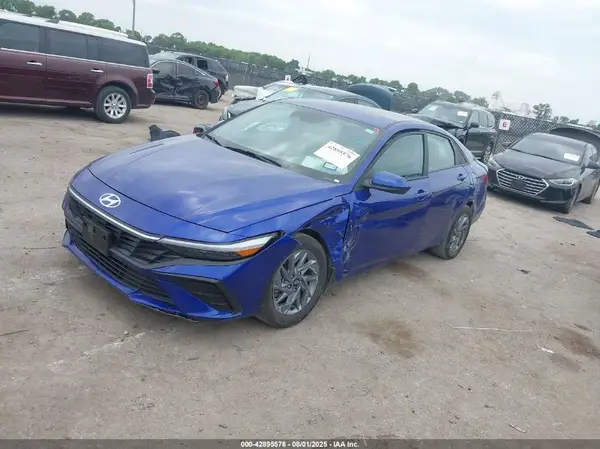 KMHLM4DG8RU851092 2024 HYUNDAI ELANTRA - Image 2