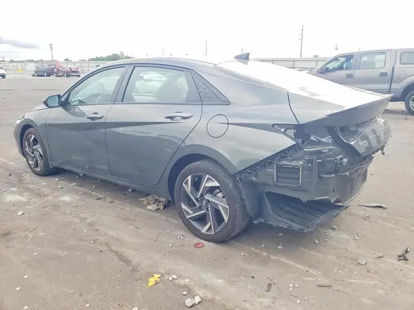 KMHLM4DG8SU016230 2025 HYUNDAI ELANTRA - Image 2