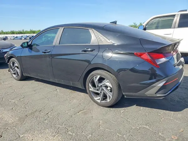 KMHLM4DG8SU019189 2025 HYUNDAI ELANTRA - Image 2