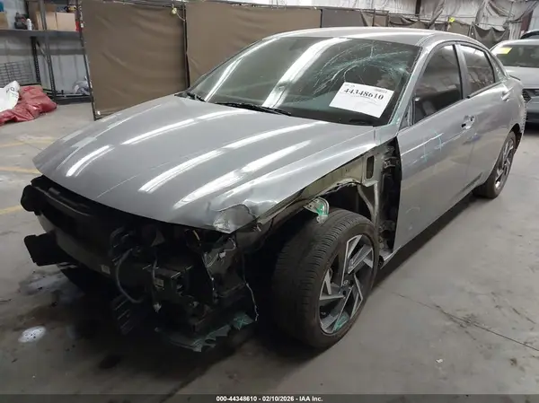 KMHLM4DG8SU020410 2025 HYUNDAI ELANTRA - Image 2