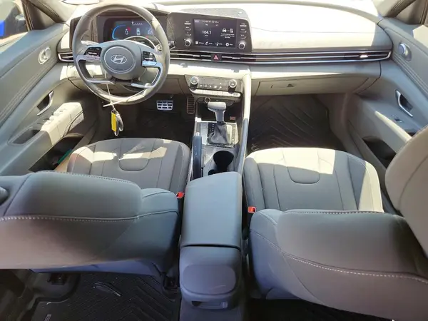 KMHLM4DG8SU024666 2025 HYUNDAI ELANTRA - Image 8
