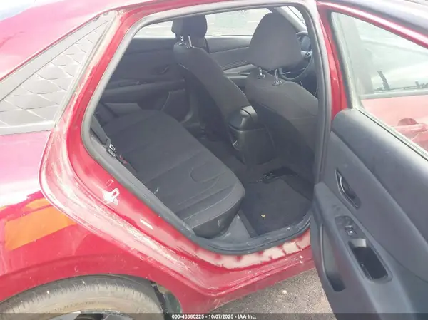 KMHLM4DG8SU028099 2025 HYUNDAI ELANTRA - Image 8