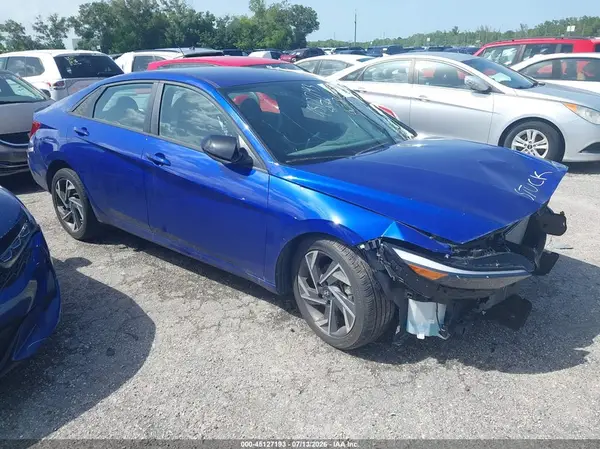 KMHLM4DG8SU040513 2025 HYUNDAI ELANTRA - Image 1