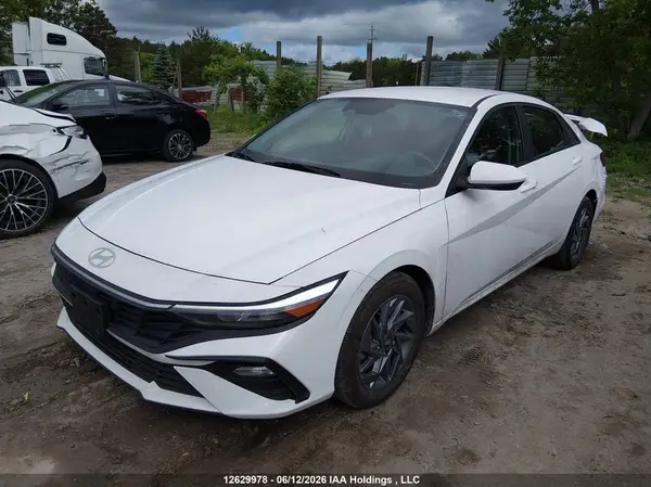 KMHLM4DG8SU042875 2025 HYUNDAI ELANTRA - Image 2