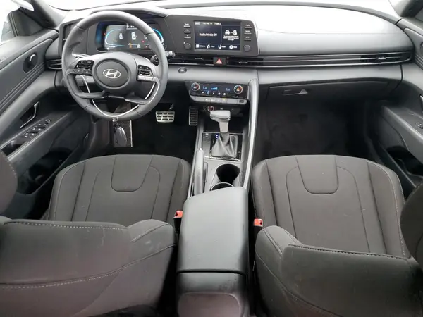 KMHLM4DG8SU049129 2025 HYUNDAI ELANTRA - Image 8