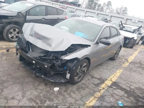 KMHLM4DG8SU051138 2025 HYUNDAI ELANTRA - Image 2