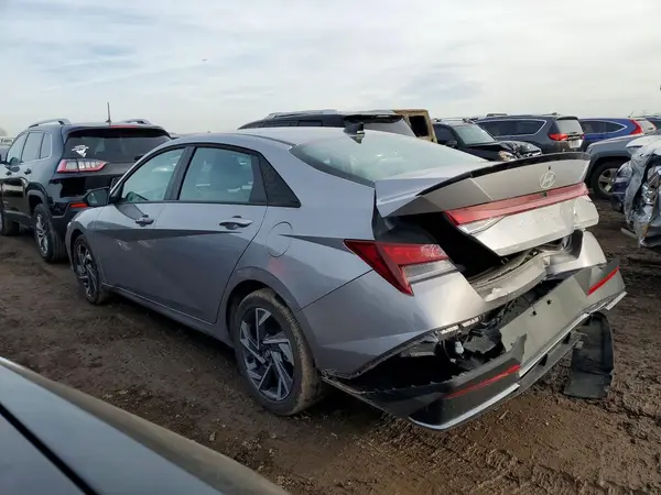 KMHLM4DG8SU057375 2025 HYUNDAI ELANTRA - Image 2