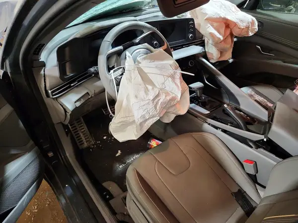 KMHLM4DG8SU064035 2025 HYUNDAI ELANTRA - Image 8