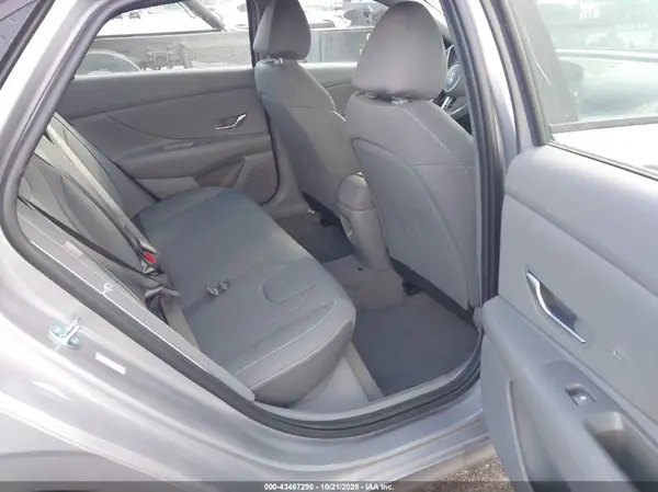 KMHLM4DG8SU069395 2025 HYUNDAI ELANTRA - Image 8
