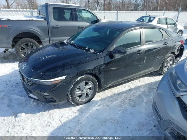 KMHLM4DG8SU093776 2025 HYUNDAI ELANTRA - Image 2