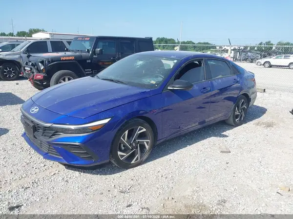 KMHLM4DG8SU865189 2025 HYUNDAI ELANTRA - Image 2