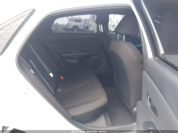 KMHLM4DG8SU868576 2025 HYUNDAI ELANTRA - Image 8