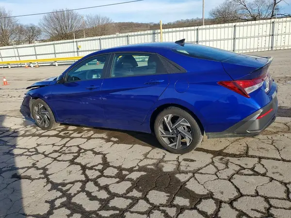 KMHLM4DG8SU868920 2025 HYUNDAI ELANTRA - Image 2
