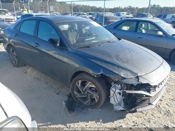 KMHLM4DG8SU869209 2025 HYUNDAI ELANTRA - Image 1