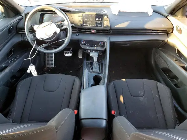 KMHLM4DG8SU872644 2025 HYUNDAI ELANTRA - Image 8