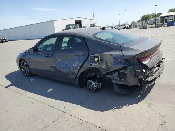 KMHLM4DG8SU872790 2025 HYUNDAI ELANTRA - Image 2