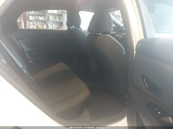 KMHLM4DG8SU875768 2025 HYUNDAI ELANTRA - Image 8