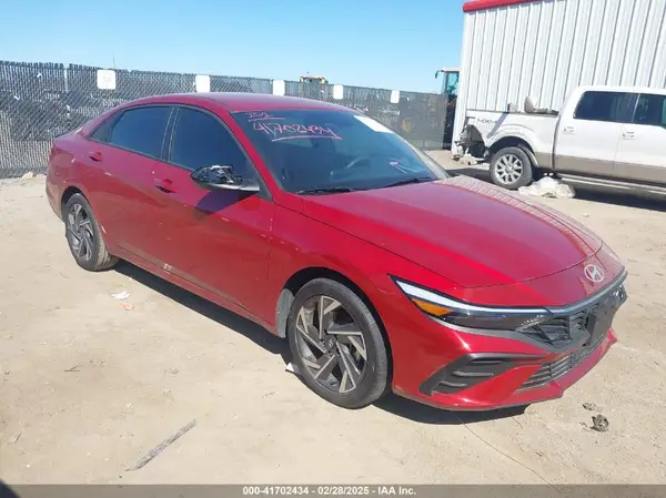 KMHLM4DG8SU877861 2025 HYUNDAI ELANTRA - Image 1