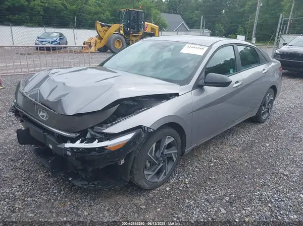 KMHLM4DG8SU879979 2025 HYUNDAI ELANTRA - Image 2