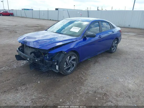 KMHLM4DG8SU882333 2025 HYUNDAI ELANTRA - Image 2