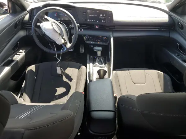 KMHLM4DG8SU893929 2025 HYUNDAI ELANTRA - Image 8