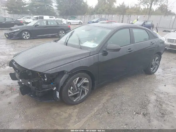 KMHLM4DG8SU904816 2025 HYUNDAI ELANTRA - Image 2
