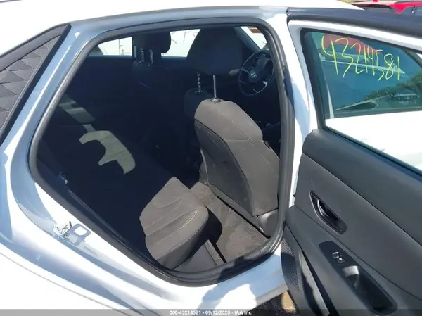 KMHLM4DG8SU923978 2025 HYUNDAI ELANTRA - Image 8