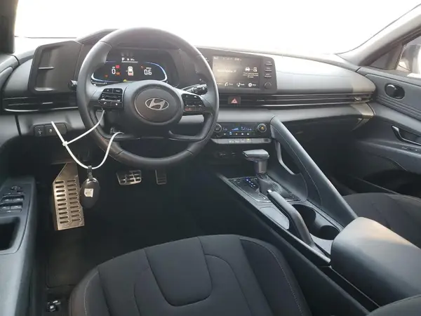 KMHLM4DG8SU925424 2025 HYUNDAI ELANTRA - Image 8