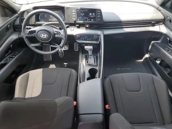 KMHLM4DG8SU928954 2025 HYUNDAI ELANTRA - Image 8