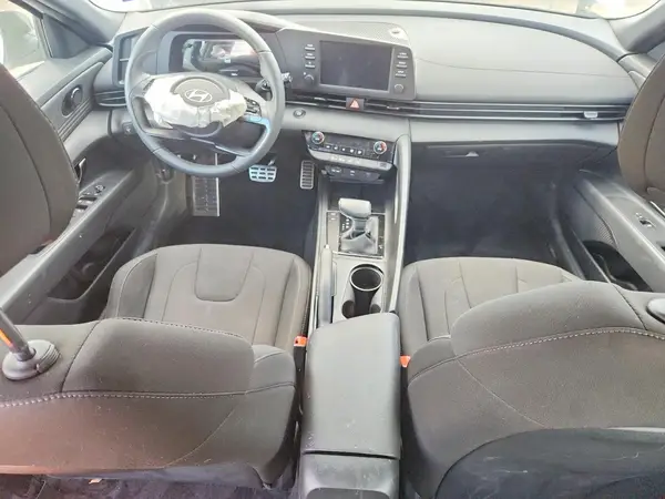 KMHLM4DG8SU933698 2025 HYUNDAI ELANTRA - Image 8