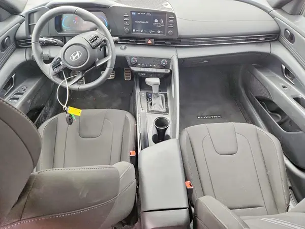 KMHLM4DG8SU936455 2025 HYUNDAI ELANTRA - Image 8